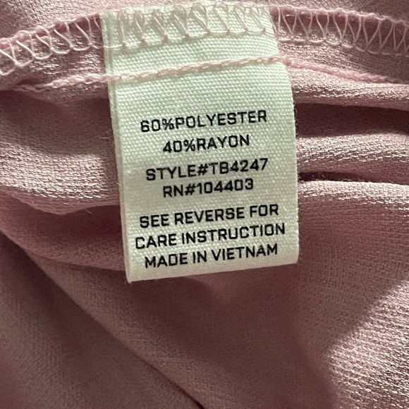 Dust Pink Blouse Size Medium - Picture 4 of 4